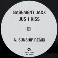 Basement Jaxx - Jus 1 Kiss 